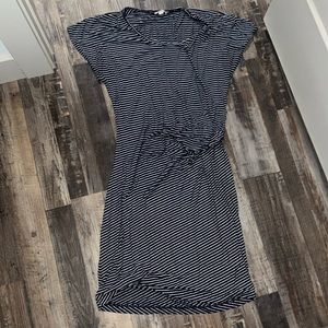 Gap maternity navy stripe dress